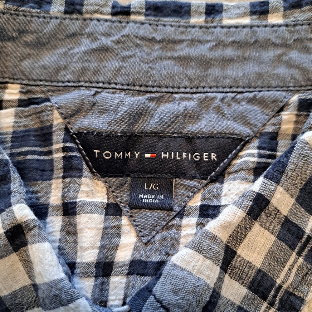 Tommy Hilfiger Blue White Lightweight Plaid Button-Up Shirt Size Large - Picture 5 of 5